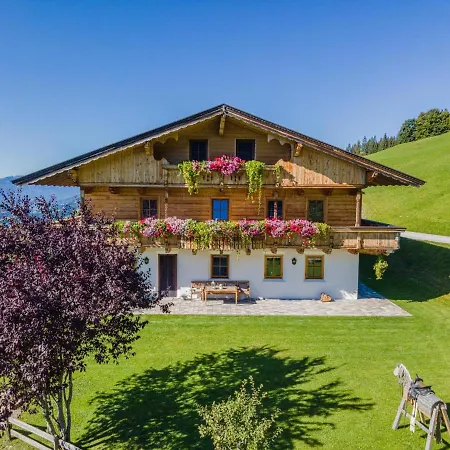 Appartamento Igl Hof 3 *